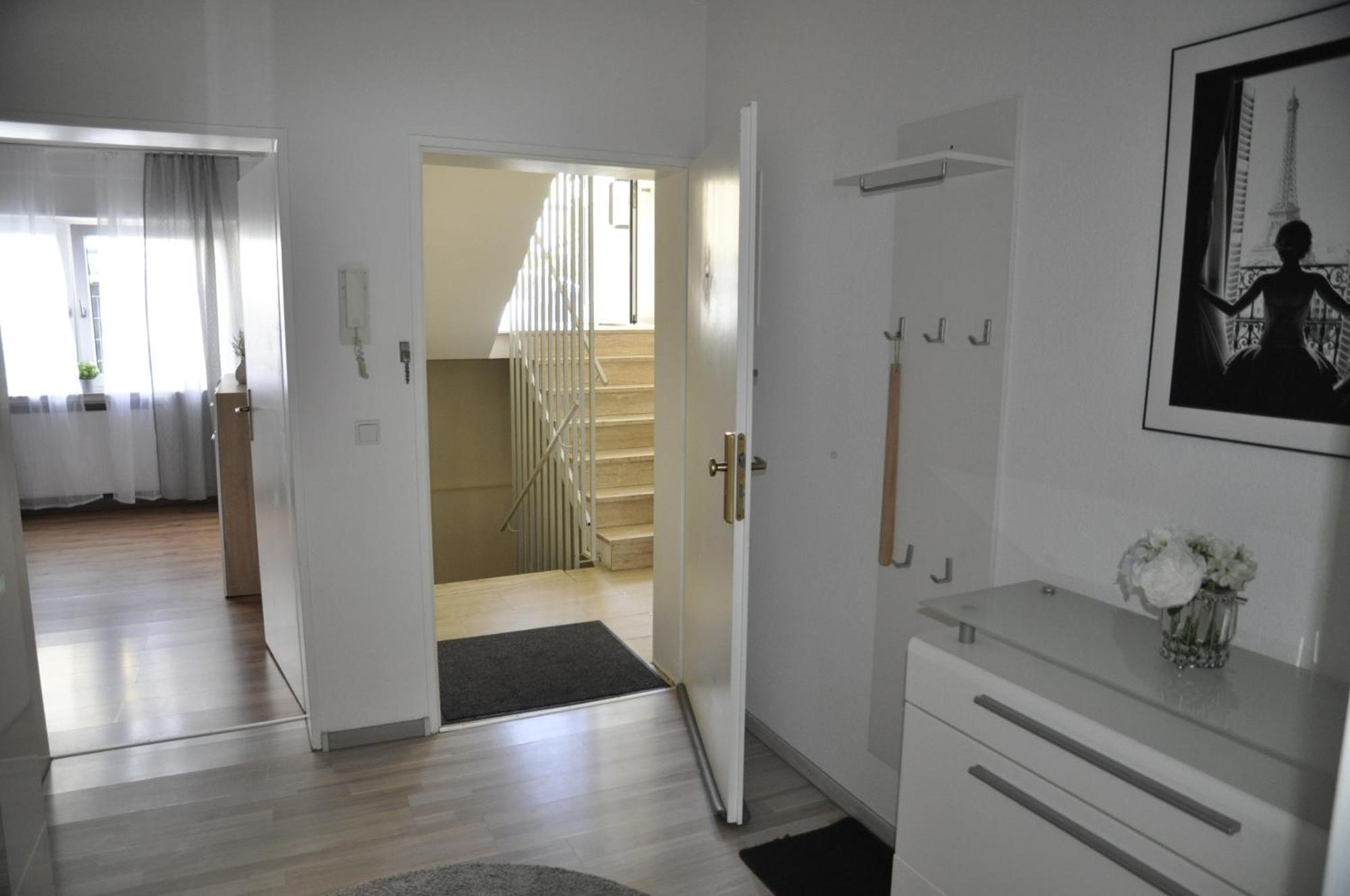 Kurstadt Apt Moderne 2Zkb Balkon-Pkw- Stellplatz Check-In 7-24 H Bad Nauheim Extérieur photo