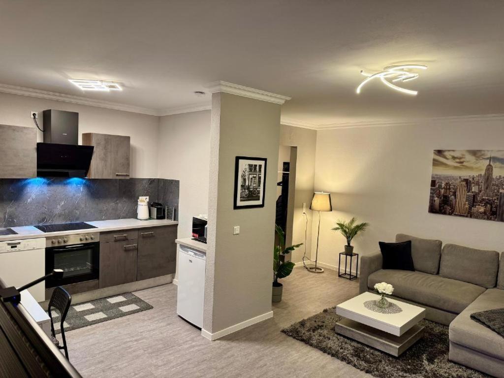Kurstadt Apt Moderne 2Zkb Balkon-Pkw- Stellplatz Check-In 7-24 H Bad Nauheim Extérieur photo